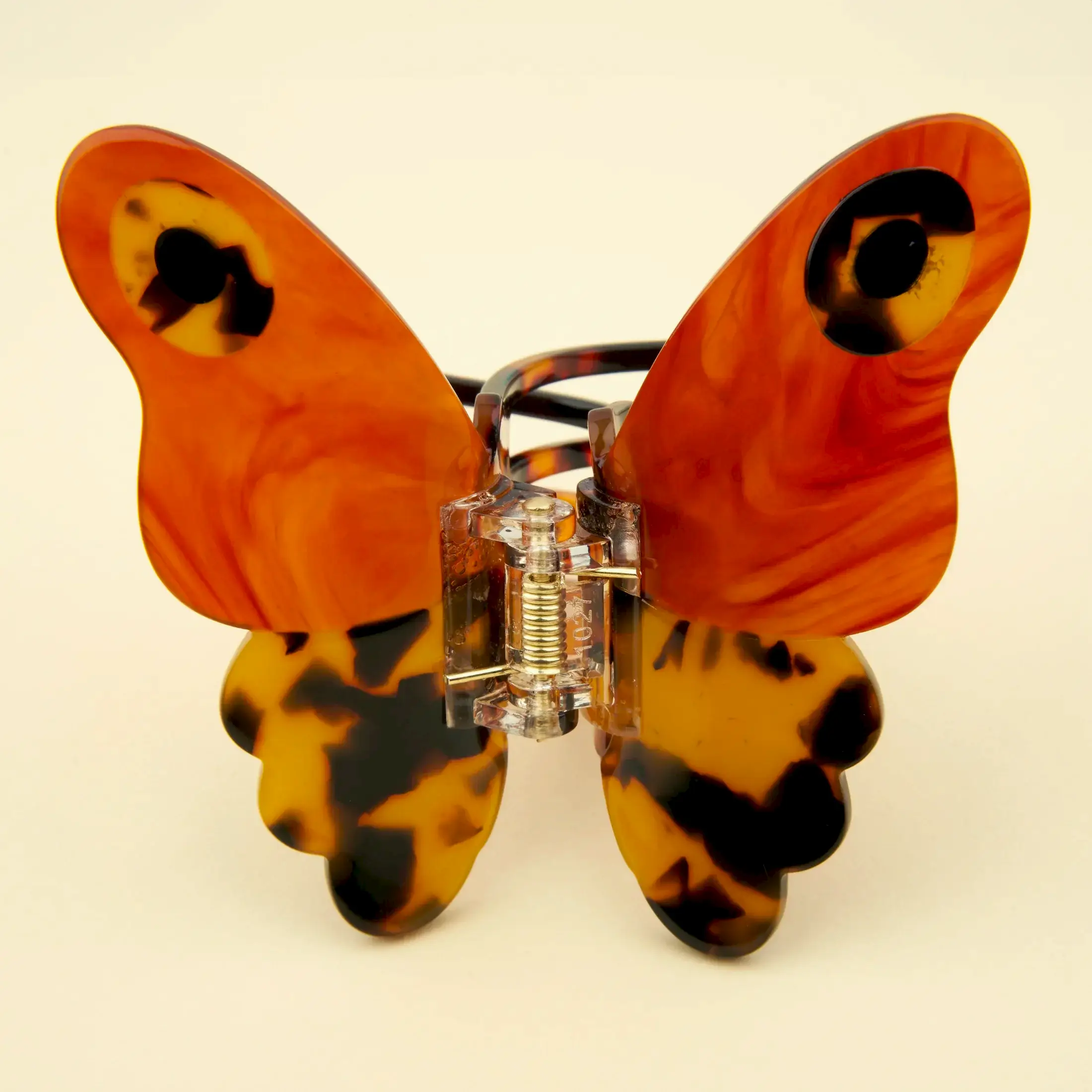 Moth Hair Claw